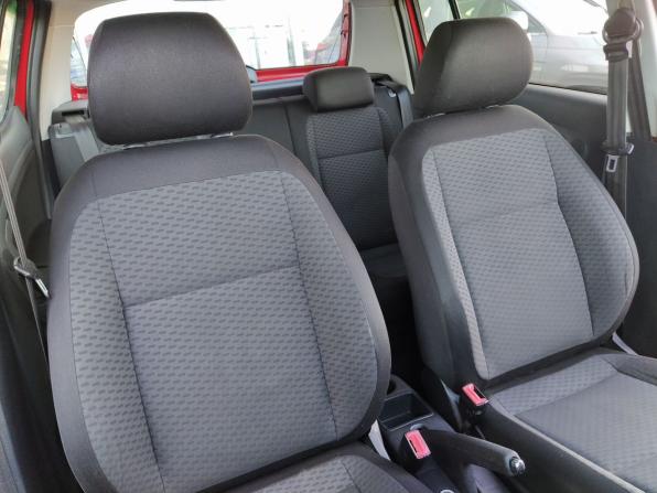 Skoda Fabia II Рестайлинг с пробегом 2010 года, цена 380 000 рублей, 189793 км, хэтчбек, Автокод Объявления