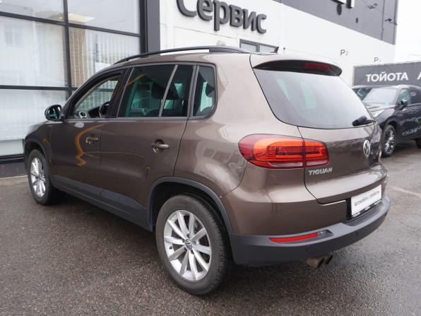 Volkswagen Tiguan I Рестайлинг с пробегом 2015 года, цена 1 563 000 рублей, 118356 км, внедорожник, Автокод Объявления
