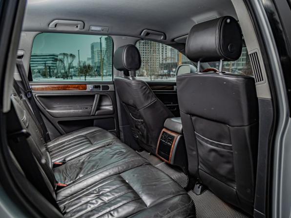 Volkswagen Touareg I Рестайлинг с пробегом 2007 года, цена 1 067 500 рублей, 220000 км, внедорожник, Автокод Объявления