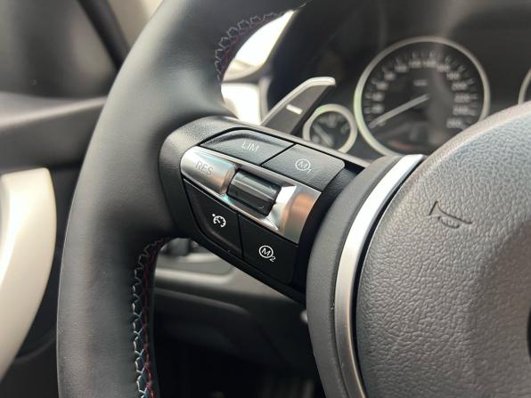 BMW 3 серии VI (F3x) Рестайлинг с пробегом 2018 года, цена 1 699 900 рублей, 179877 км, седан, Автокод Объявления