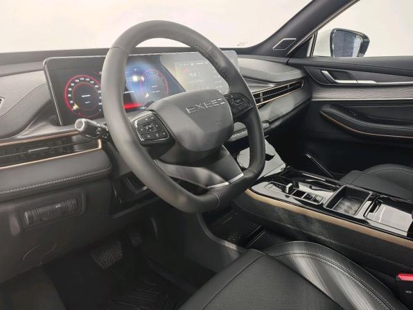Exeed LX I Рестайлинг 2 с пробегом 2025 года, цена 2 570 000 рублей, 1133 км, внедорожник, Автокод Объявления