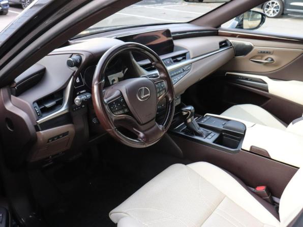 Lexus ES VII с пробегом 2020 года, цена 4 237 000 рублей, 67067 км, седан, Автокод Объявления