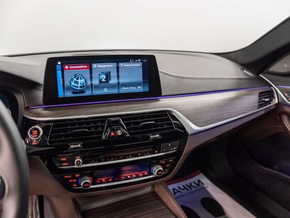 BMW 5 серии VII (G30/G31/G38) с пробегом 2017 года, цена 3 700 000 рублей, 200000 км, седан, Автокод Объявления
