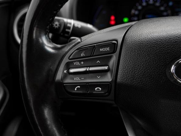 Hyundai Kona I с пробегом 2019 года, цена 2 703 000 рублей, 98600 км, внедорожник, Автокод Объявления