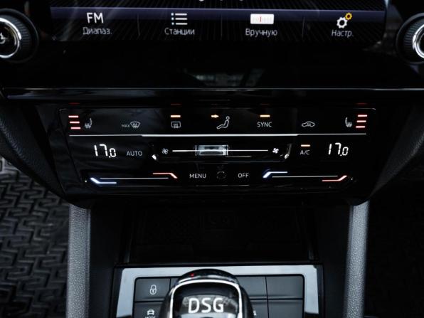 Skoda Octavia III (A7) Рестайлинг с пробегом 2019 года, цена 1 907 000 рублей, 144561 км, лифтбек, Автокод Объявления