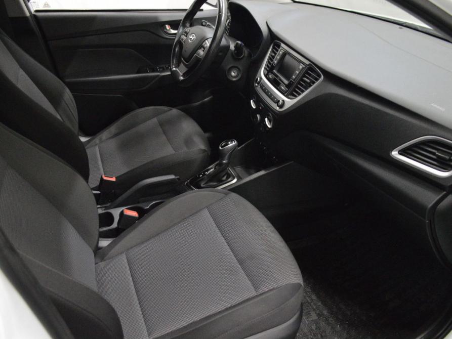 Hyundai Solaris II Санкт-Петербург  - изображение 11