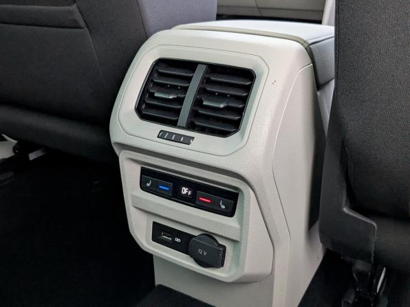 Volkswagen Tiguan II с пробегом 2018 года, цена 2 200 000 рублей, 183054 км, внедорожник, Автокод Объявления