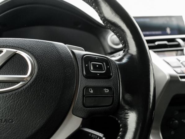 Lexus NX I с пробегом 2016 года, цена 2 550 000 рублей, 111458 км, внедорожник, Автокод Объявления