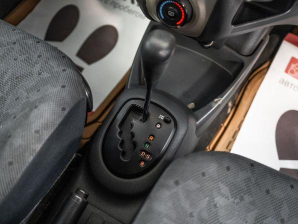Toyota Vitz II (XP90) с пробегом 2009 года, цена 660 000 рублей, 97115 км, хэтчбек, Автокод Объявления