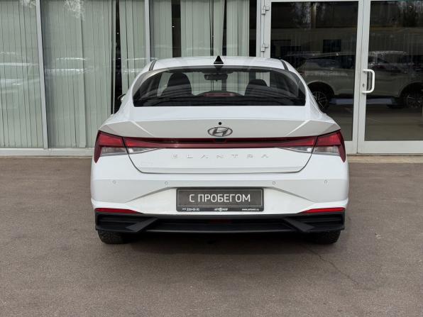 Hyundai Elantra VII (CN7) с пробегом 2022 года, цена 1 780 000 рублей, 54933 км, седан, Автокод Объявления