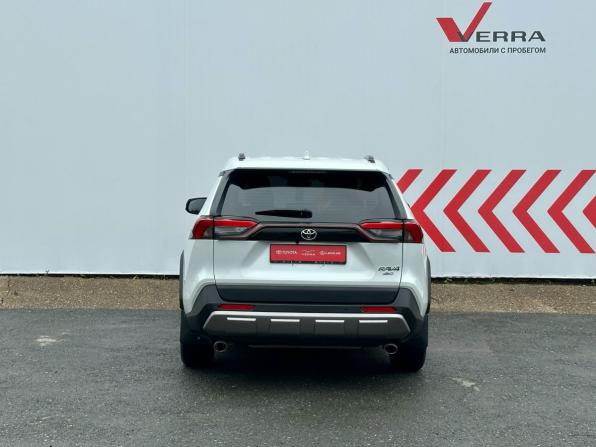 Toyota RAV4 V (XA50) с пробегом 2022 года, цена 3 900 000 рублей, 45795 км, внедорожник, Автокод Объявления