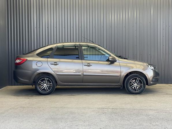 Lada (ВАЗ) Granta I Рестайлинг с пробегом 2018 года, цена 547 000 рублей, 105645 км, лифтбек, Автокод Объявления