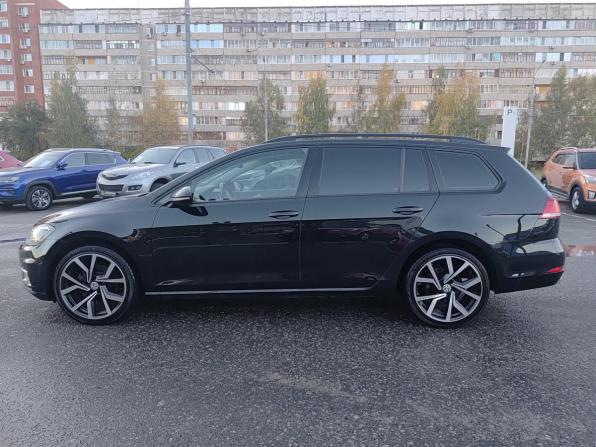 Volkswagen Golf VII Рестайлинг с пробегом 2018 года, цена 1 820 000 рублей, 267205 км, универсал, Автокод Объявления