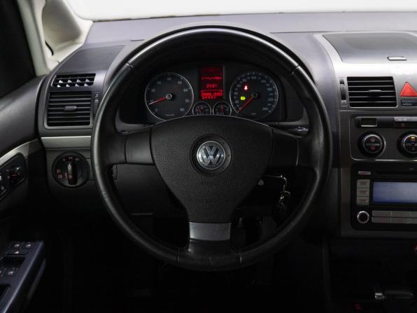 Volkswagen Touran I Рестайлинг с пробегом 2008 года, цена 550 000 рублей, 340482 км, компактвэн, Автокод Объявления