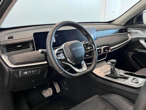 JETOUR X70+ I Рестайлинг с пробегом 2025 года, цена 2 470 000 рублей, 22071 км, внедорожник, Автокод Объявления