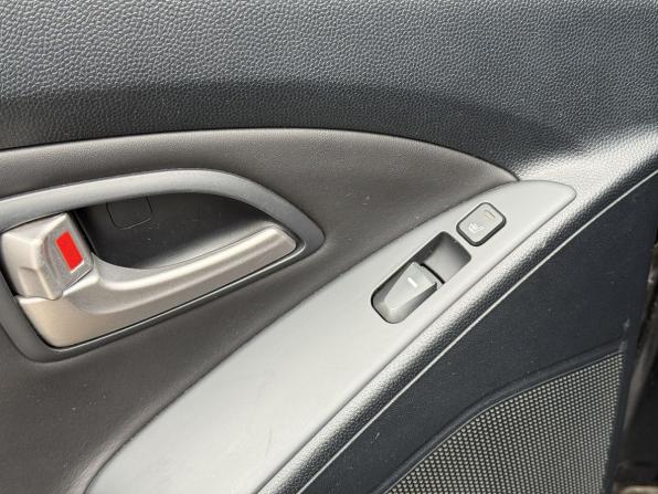 Hyundai ix35 I с пробегом 2012 года, цена 1 120 000 рублей, 150245 км, внедорожник, Автокод Объявления