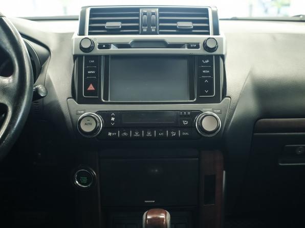 Toyota Land Cruiser Prado 150 Series Рестайлинг 1 с пробегом 2014 года, цена 3 103 000 рублей, 244132 км, внедорожник, Автокод Объявления