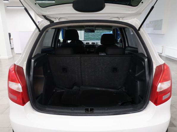 Skoda Fabia II Рестайлинг с пробегом 2012 года, цена 479 000 рублей, 311171 км, хэтчбек, Автокод Объявления