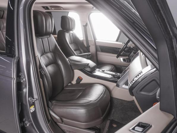 Land Rover Range Rover IV Рестайлинг с пробегом 2018 года, цена 5 299 000 рублей, 238641 км, внедорожник, Автокод Объявления