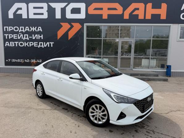 Hyundai Solaris II Рестайлинг с пробегом 2021 года, цена 1 620 000 рублей, 92092 км, седан, Автокод Объявления