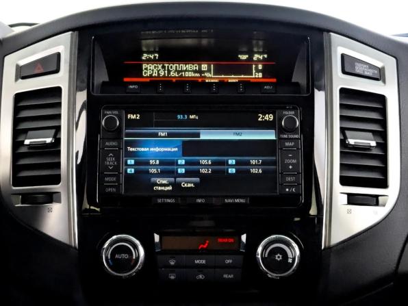 Mitsubishi Pajero IV Рестайлинг 2 с пробегом 2015 года, цена 2 650 000 рублей, 114877 км, внедорожник, Автокод Объявления