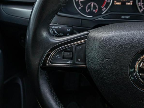 Skoda Superb III с пробегом 2018 года, цена 2 245 000 рублей, 134954 км, лифтбек, Автокод Объявления