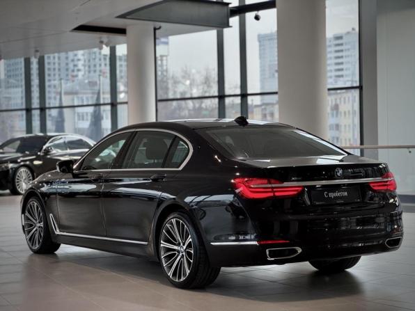 BMW 7 серии VI (G11/G12) с пробегом 2017 года, цена 3 300 000 рублей, 191454 км, седан, Автокод Объявления