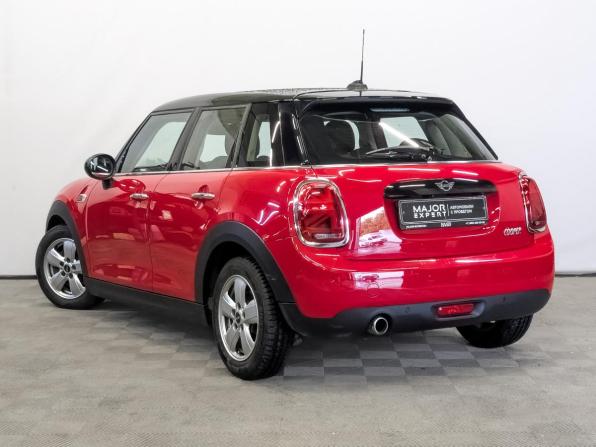 Mini Hatch III (F55/F56) Рестайлинг с пробегом 2019 года, цена 1 850 000 рублей, 107800 км, хэтчбек, Автокод Объявления