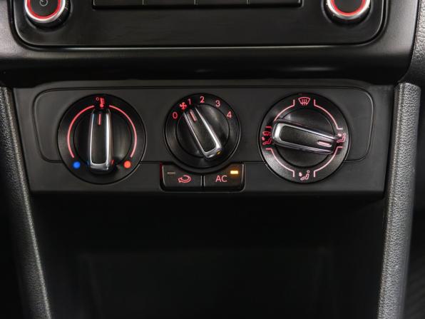 Volkswagen Polo V с пробегом 2011 года, цена 638 000 рублей, 178571 км, седан, Автокод Объявления