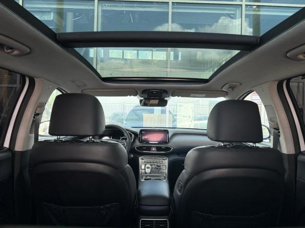 Hyundai Santa Fe IV Рестайлинг с пробегом 2021 года, цена 3 329 000 рублей, 137000 км, внедорожник, Автокод Объявления