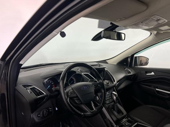 Ford Kuga II Рестайлинг с пробегом 2017 года, цена 1 599 000 рублей, 87000 км, внедорожник, Автокод Объявления