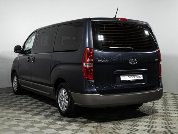 Hyundai H-1 II Рестайлинг с пробегом 2015 года, цена 2 490 585 рублей, 136908 км, минивэн, Автокод Объявления