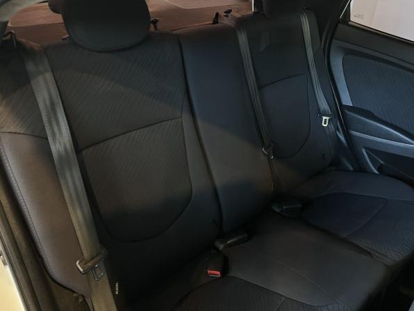 Hyundai Solaris I Рестайлинг с пробегом 2015 года, цена 675 000 рублей, 266663 км, седан, Автокод Объявления