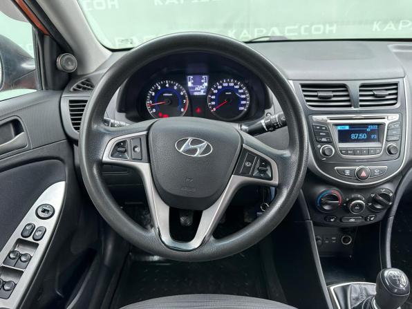 Hyundai Solaris I Рестайлинг с пробегом 2015 года, цена 870 000 рублей, 135038 км, седан, Автокод Объявления