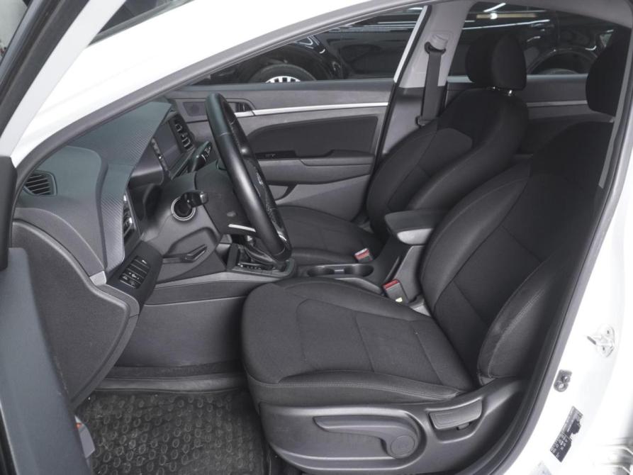 Hyundai Elantra VI (AD) Рестайлинг Ростов-на-Дону  - изображение 10