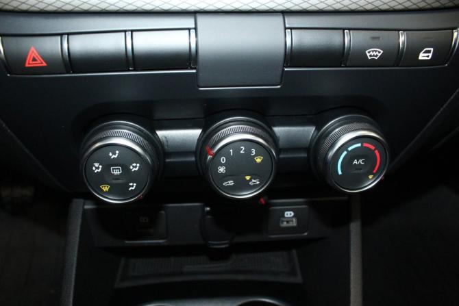 Lada (ВАЗ) Vesta I Рестайлинг (NG) с пробегом 2023 года, цена 1 199 000 рублей, 26740 км, универсал, Автокод Объявления