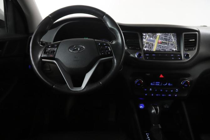 Hyundai Tucson III с пробегом 2017 года, цена 1 799 000 рублей, 196334 км, внедорожник, Автокод Объявления