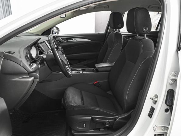 Opel Insignia II с пробегом 2018 года, цена 1 450 000 рублей, 124424 км, универсал, Автокод Объявления
