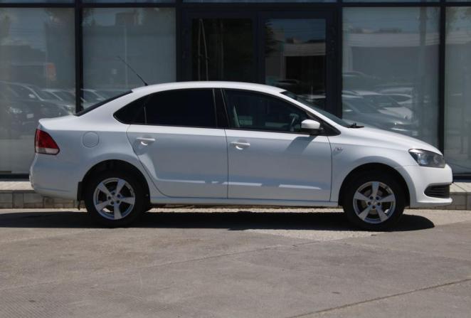 Volkswagen Polo V с пробегом 2014 года, цена 890 000 рублей, 198032 км, седан, Автокод Объявления