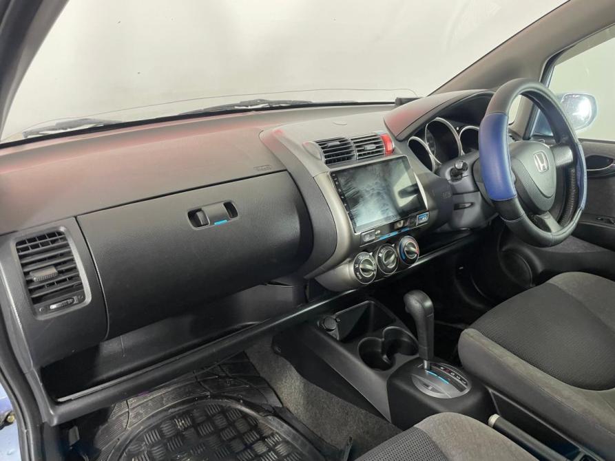 Honda Fit I Воронеж  - изображение 8