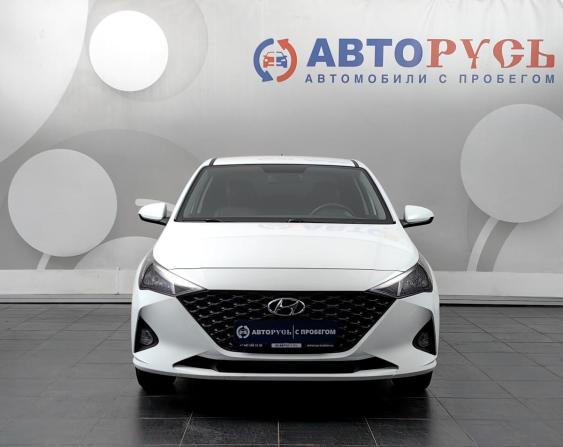 Hyundai Solaris II с пробегом 2020 года, цена 1 355 000 рублей, 97899 км, седан, Автокод Объявления