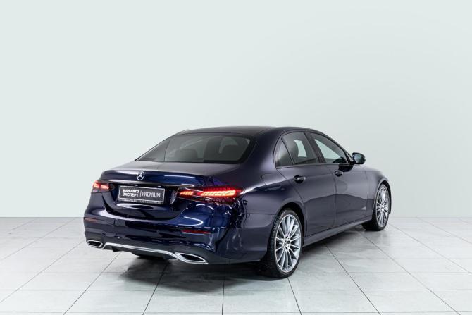 Mercedes-Benz E-Класс V (W213 S213 C238) Рестайлинг с пробегом 2021 года, цена 5 600 000 рублей, 64342 км, седан, Автокод Объявления