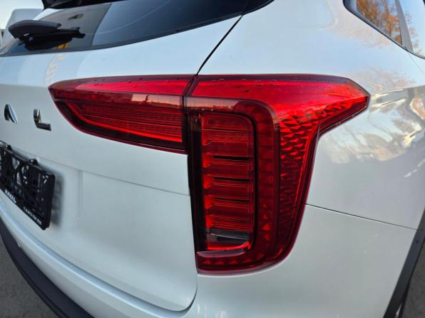 Haval Jolion I Рестайлинг с пробегом 2025 года, цена 2 100 000 рублей, 9800 км, внедорожник, Автокод Объявления
