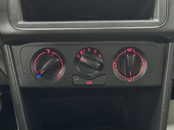 Volkswagen Polo V с пробегом 2013 года, цена 935 000 рублей, 50950 км, седан, Автокод Объявления