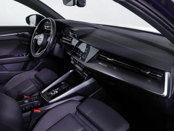 Audi A3 IV (8Y) с пробегом 2021 года, цена 2 690 000 рублей, 70500 км, седан, Автокод Объявления