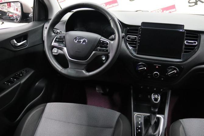 Hyundai Solaris II Рестайлинг с пробегом 2021 года, цена 1 725 250 рублей, 19758 км, седан, Автокод Объявления