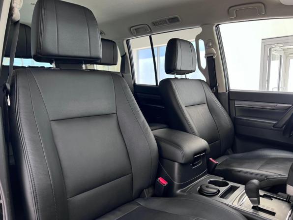 Mitsubishi Pajero IV Рестайлинг 2 с пробегом 2014 года, цена 2 990 000 рублей, 88305 км, внедорожник, Автокод Объявления