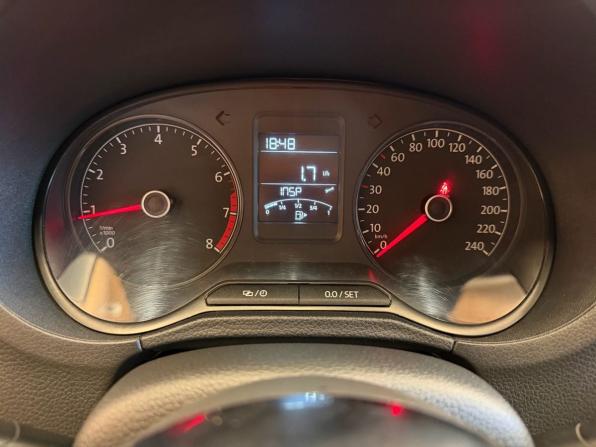 Volkswagen Polo V Рестайлинг с пробегом 2018 года, цена 919 000 рублей, 158000 км, седан, Автокод Объявления