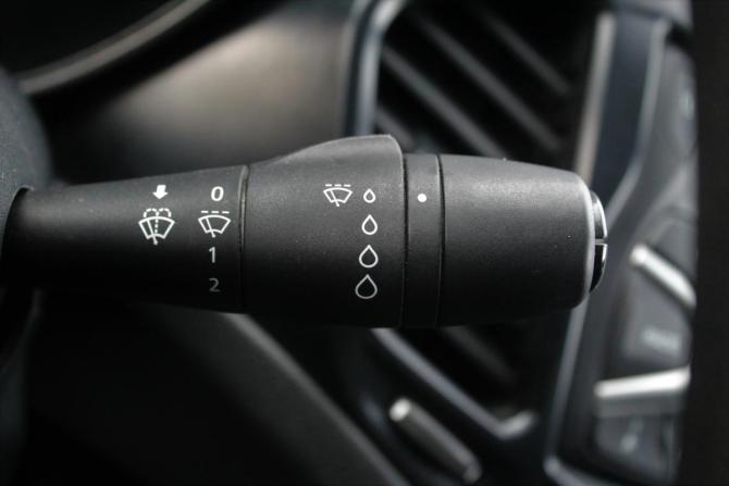 Lada (ВАЗ) Vesta I с пробегом 2018 года, цена 875 000 рублей, 93756 км, седан, Автокод Объявления