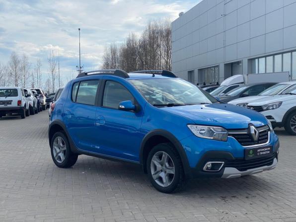 Renault Sandero II Рестайлинг с пробегом 2021 года, цена 1 400 000 рублей, 105477 км, хэтчбек, Автокод Объявления